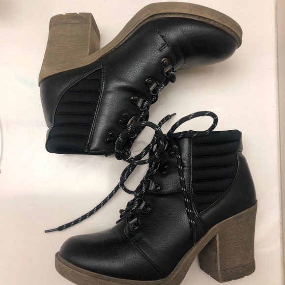 Chinese Laundry Combat Booties - Picture 7 of 7